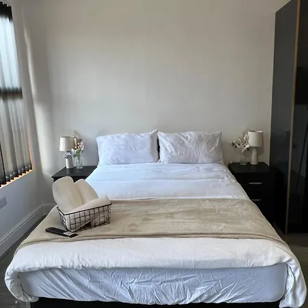Airbnb - * Birmingham